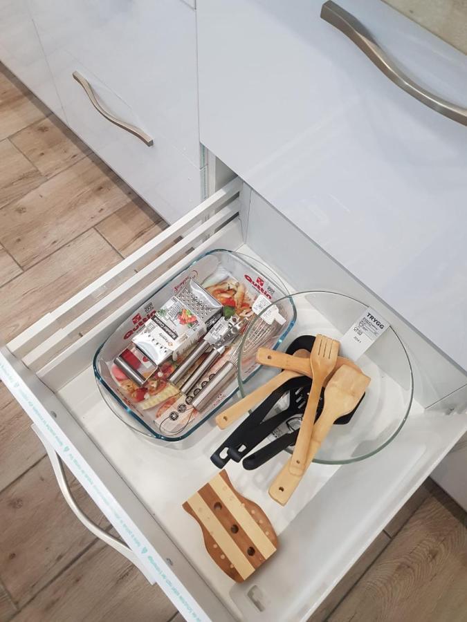 Family Comfortable Apartment Арона Экстерьер фото